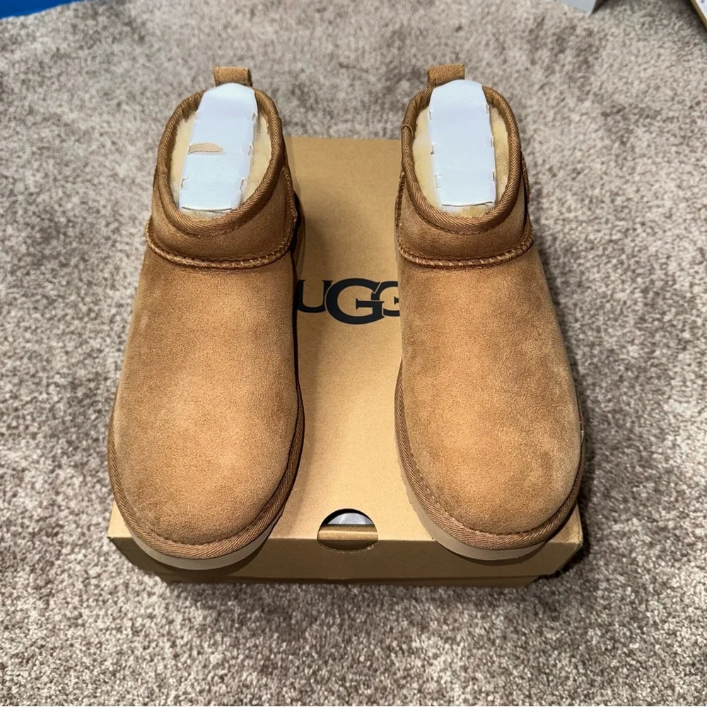 New Women’s UGG Classic Ultra Mini Boots Chestnut